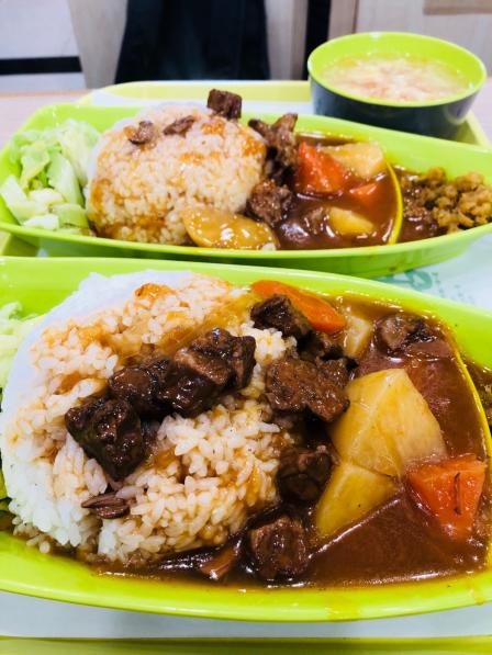 康康快餐(西井店)-"记得去年来这里吃牛肉饭,牛肉还挺大的…….