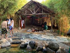 -森波拉火山温泉