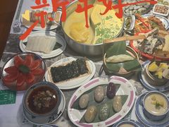 -禄婶鸡煲·打边炉