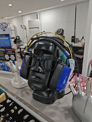 -龙之吻专业刺青·手工耳洞·纹身去色