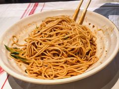 -肥肥虾庄·金牌油焖大虾(汉口城市广场店)
