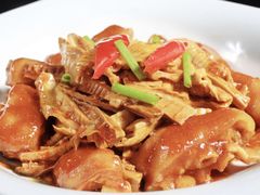 笋干焖猪脸肉-湘阁里辣(南岭购物广场店)