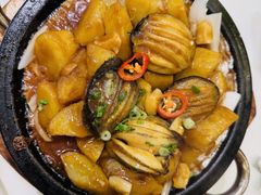 石锅土豆鲍鱼-奕景海鲜酒家· 大连海鲜(星海广场店)