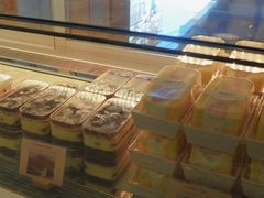 面包甜点陈列柜-Cafe on warm(丹霞店)