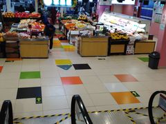 -第5大道精品休闲购物广场