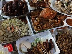 -东海岸人工湖美食村