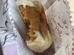 蛋黄肉松月饼-长发西饼(道前店)