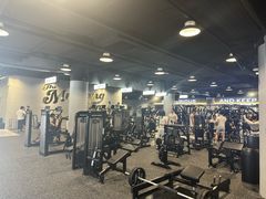 -TMG潮流健身(奥体莲荷里店)