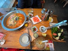 -野山舂·贵州现舂酸汤牛肉(鸿通城店)