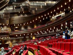 -交通银行前滩31演艺中心