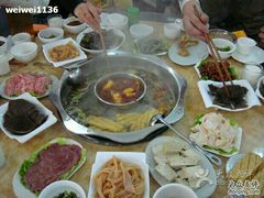 -超级鲜•胡毛肚火锅(扬帆店)