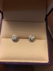 -威德钻石-克拉钻大本营(南京东路店)