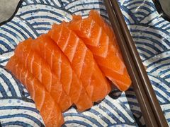 -金马门国际美食百汇(珞喻路店)