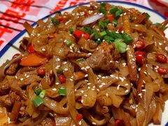 南宁老友炒粉-威记烧嘢·南宁烧烤·超级生牛(绿地店)