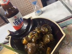 -刘姐啤酒鱼民族演艺餐厅(西街总店)