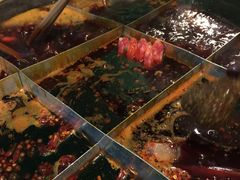 -岗上渣渣老火锅(两路口店)