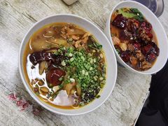 -越洋肖氏老米线(杨家坪店)