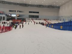 -哈尔滨热雪奇迹