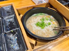 -勺子米线·云南传统小吃市集(四方街店)