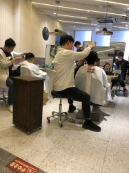 -PE SALON
