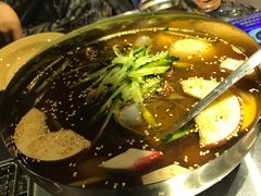 -马路牙子地桌烤肉(工体店)