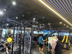-一兆韦德健身·城市运动馆