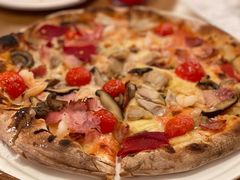 -城市大道红炉披萨烘焙坊