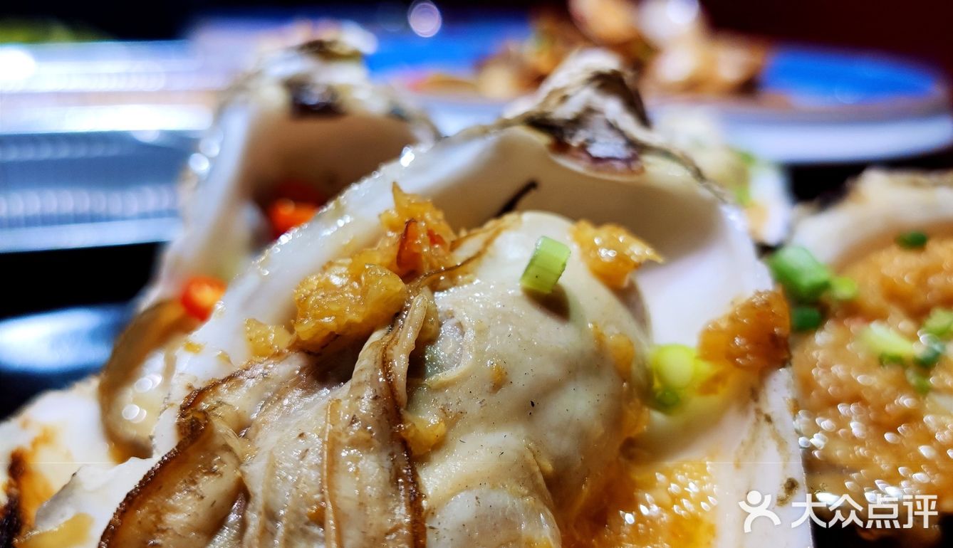 在古朴的小酒馆里，享受超级正宗的烧烤😋