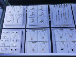 -夸克珠宝设计工作室