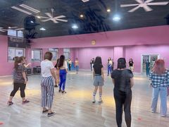 -零下舞度·街舞连锁机构(万科中心店)