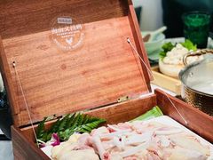 -椰子不语 椰子鸡火锅(淮海店)