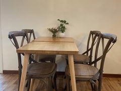 -In Cafe隐食研室
