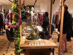 -乐蓬马歇百货公司(Rive Gauche)