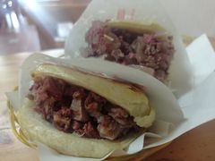 -闫家驴肉火烧(五四店)