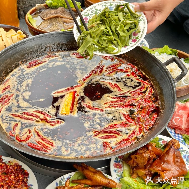 长沙！很有氛围感的天台火锅！！