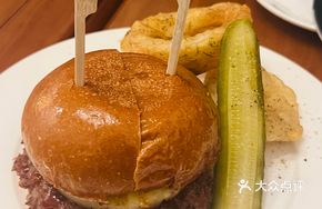 Thai Hot Burger