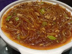 芹菜土豆粉-95号酱骨·一块豆腐(展春园西路店)