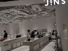 -JINS(上海环球金融中心店)