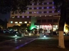 门面-山明水秀大饭店