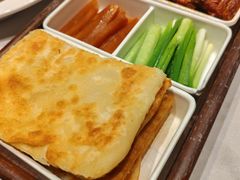 烙饼卷带鱼-四世同堂·京菜·烤鸭(双井店)