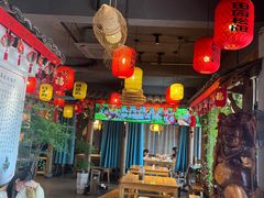 -头上红煨盐鸡·非遗院子餐厅