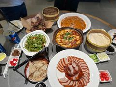 -褚记烤鸭·南京家常菜(雨花客厅店)