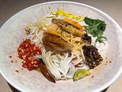 玉溪凉米线-雲說·花(西宸天街店)