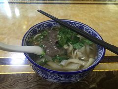 -东拉海兰州牛肉面(八卦二路店)