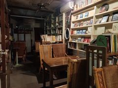 -斯多格书乡(北京大学畅春园店)