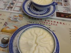 -广信牛奶甜品世家(台东店)