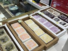 -阮大兴糕团(杭州西湖银泰百货店)