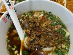 -湘人龙记老长沙米粉(鸟巢店)
