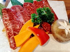 -炼火烤肉店