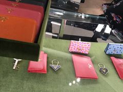 -PRADA普拉达(国金中心店)